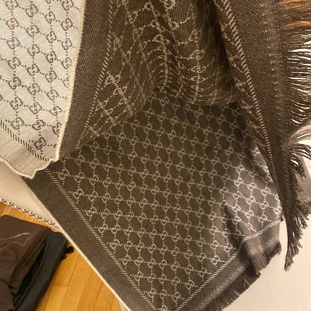 Gucci Long scarf - Picture 4 of 5